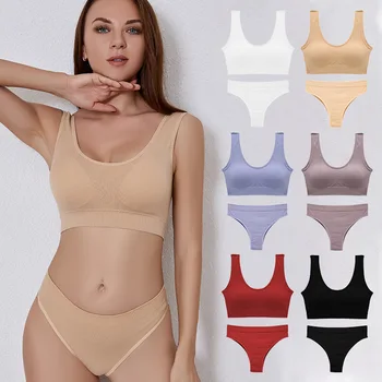 Seksi iç çamaşırı seti Kadın Dikişsiz Sutyen Seti Nervürlü Thongs G-String Düşük Bel İç Çamaşırı Kadın Telsizsiz Sütyen Rahat Spor Sutyeni