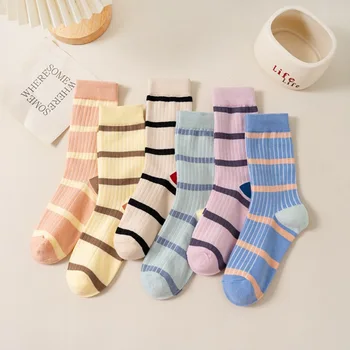 INS Tarzı Çorap kadın Çizgili Penye Pamuk Orta tüp Çorap Şeker Renk spor çorapları Rahat Gevşek Renk eşleştirme Çorap
